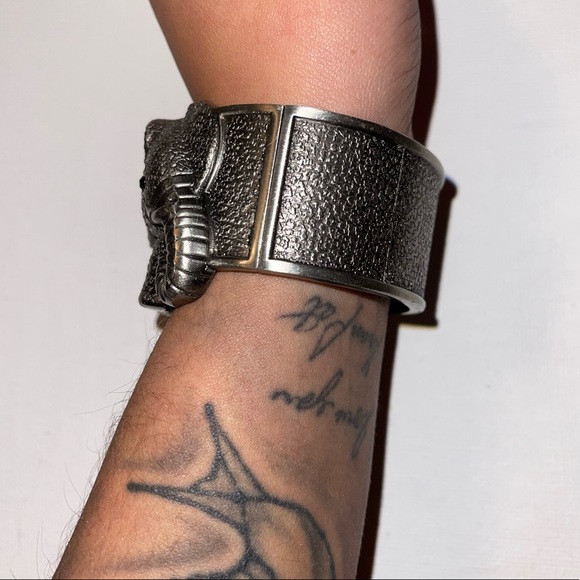 Unique elephant bracelet - Picture 4 of 4